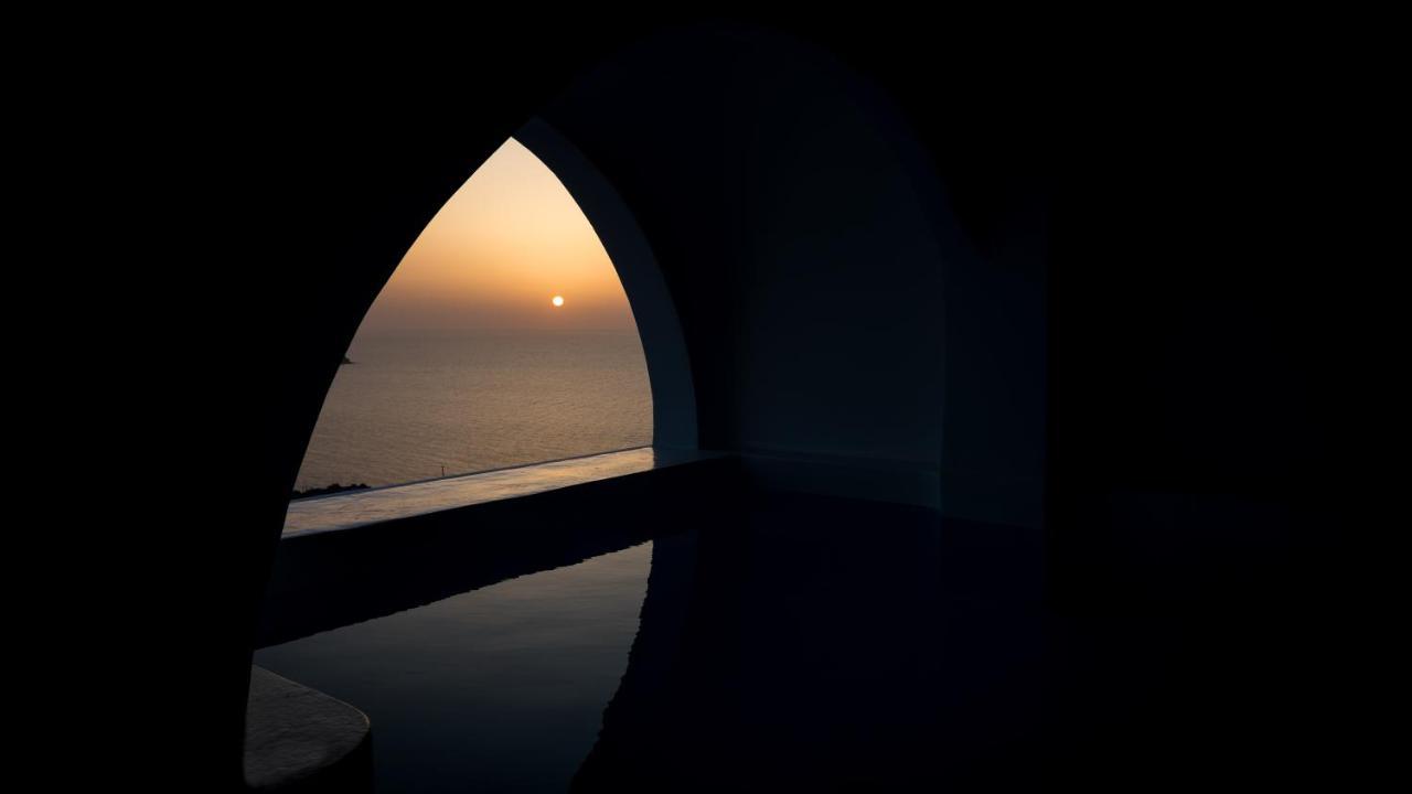 Maregio Suites (Adults Only) Oia  Bagian luar foto